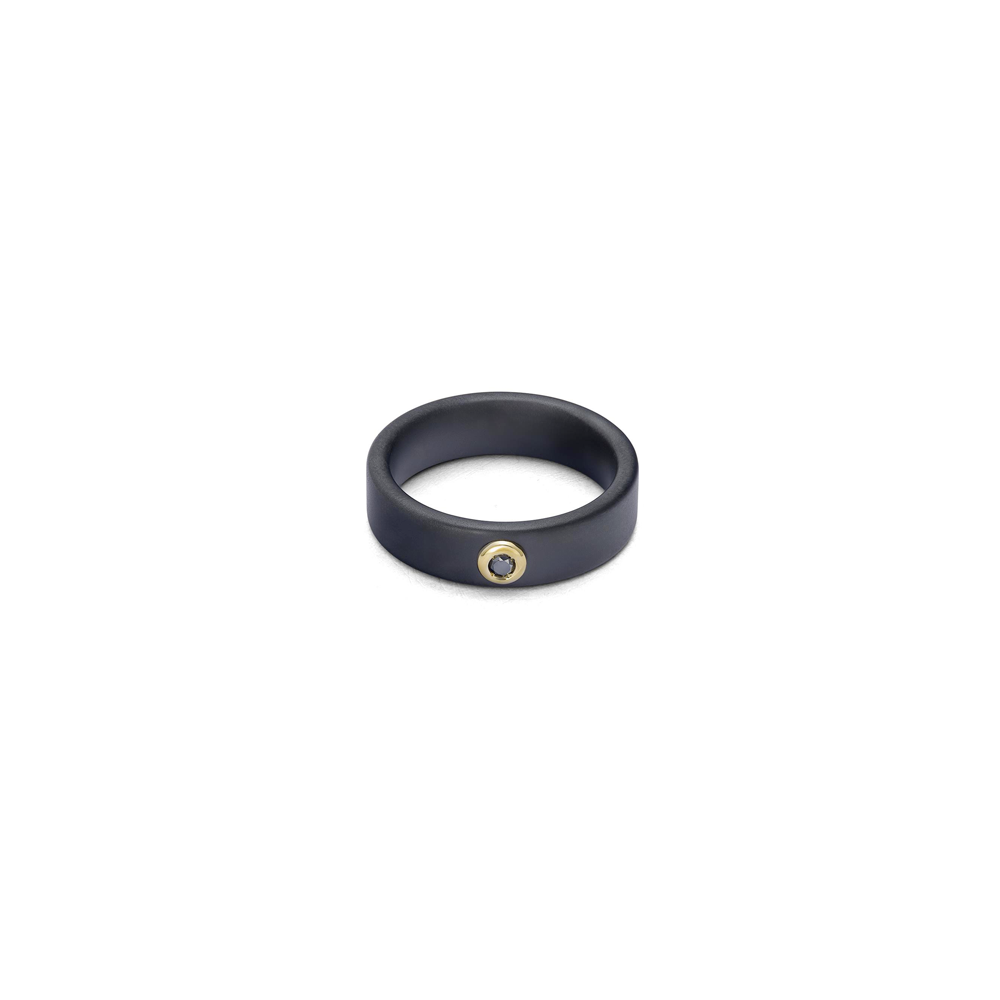 Barakà - Anello in ceramica nera e oro giallo con diamante nero | 22