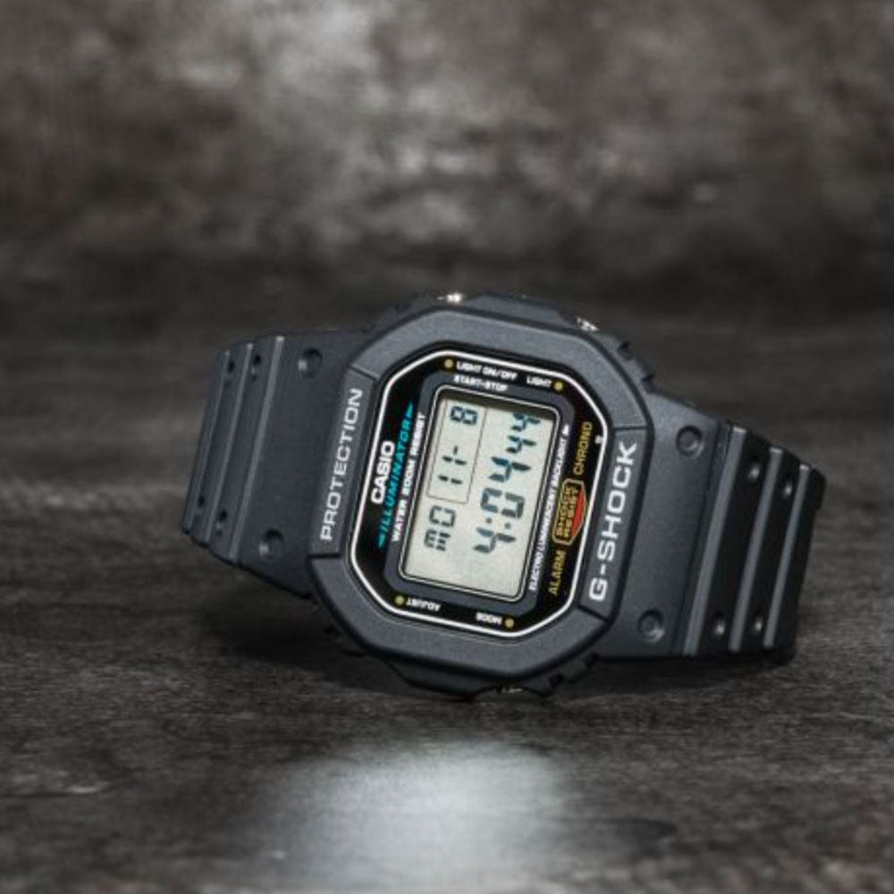 Casio - Orologio Digitale G-Shock Classic