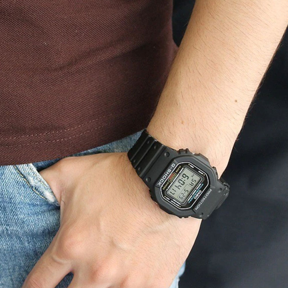 Casio - Orologio Digitale G-Shock Classic