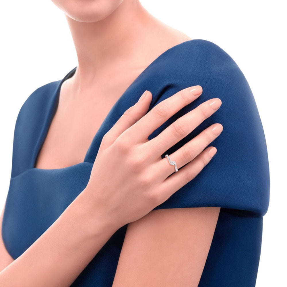 RECARLO - ANELLO SOLITARIO VALENTIN IN ORO BIANCO CON DIAMANTE